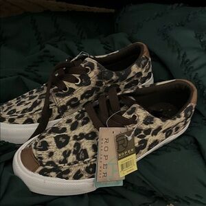 Women’s Roper Leopard Pattern Sneakers with Brown Details